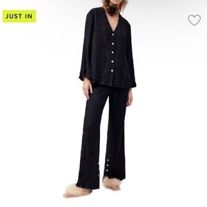 Sleeper Never Iron 2-Piece Pajama Pant Set NWT Sz M